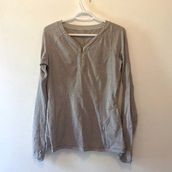 Lululemon long sleeve, size 8 - Picture 1 of 2